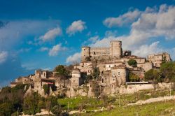 Scorcio del centro storico di Vairano Patenora in Campania