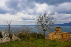 Scorcio di Trevignano Romano sul Lago di Bracciano in Provincia di Roma, Lazio