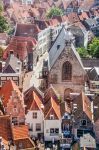 Scorcio panoramico dall'alto di Middelburg con la Gasthuiskerk e case storiche (Olanda) - © Frans Blok / Shutterstock.com