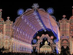 Scorrano, Salento: in Puglia la capitale mondiale delle luminarie.