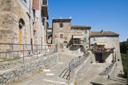 La visita del centro storico di Ronciglione borgo del Lazio - © Mi.Ti. / Shutterstock.com