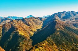 La Valgerola accoglie il villaggio di Rasura, Valtellina (Lombardia)