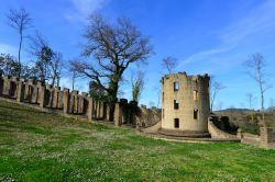 Un dettaglio del complesso di La Scarzuola, il borgo particolare creato da Tomaso Buzzi a metà del XX secolo - © ValerioMei / Shutterstock.com