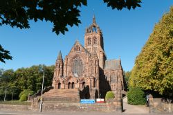 Una bella veduta della chiesa battista Thomas Coats a Paisley, Scozia, UK. Progettata da Hippolyte Jean Blanc e aperta al pubblico nel 1894, è la chiesa di fede battista più grande ...