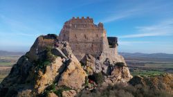 Siliqua, Sardegna: le rovine del Castello di Acquafredda
