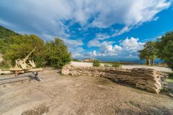 Sito della Seconda guerra Mondiale sul Monte Soratte a Sant'Oreste. - © ValerioMei / Shutterstock.com