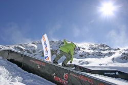 Snowpark alle Deux Alpes in Francia - © bruno longo - www.les2alpes.com