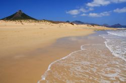 La spiaggia di Porto Santo nell'isola di ...