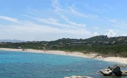 Spiaggia La Licciola Valle dellErica, ad est di Santa Teresa di Galura ©  Shutterstock.com