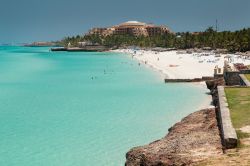 Un tratto della famosa spiaggia di Varadero, la più conosciuta delle mete turistiche cubane.
