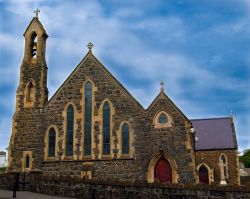 St. Mac Nissis Church, la bella chiesa del centro di Larne in Irlanda del Nord - © Danxx147 - CC BY-SA 3.0 - Wikipedia