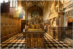 St Mary's Cathedral a Warwick, Inghilterra - Considerata la chiesa più famosa della città, questo edificio del XV° secolo ospita al suo interno la cappella Beauchamp che ...