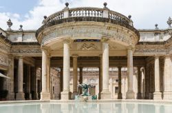 Stabilimento per i bagni termali al Tettuccio, Montecatini Terme, Pistoia, Italia. A progettare l'edificio è stato l'architetto Gaspero Maria Paoletti fra il 1779 e il 1781, successivamente ...