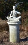 Statua allo Zuiderpark di Den Haag (Olanda): 'Orpheus in de Dessa' realizzata nel 1942 dall'olandese Lidi Buma-van Mourik Broekman - © Gabriela Beres / Shutterstock.com