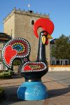 Statua del gallo di Barcelos, simbolo nazionale del Portogallo. Simboleggia la fede, la buona fortuna e la giustizia - © alfotokunst / Shutterstock.com