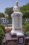 La statua di Sà da Bandeira sulla Praça Nova di Mindelo, la seconda città più grande di Capo Verde - © Salvador Aznar / Shutterstock.com