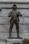 Statua in bronzo presso il monumento alla battaglia di Trenton, New Jersey (USA).
