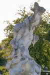 Statua in marmo bianco intitolata "Il rapimento", Troyes (Francia) - © frlegros / Shutterstock.com