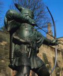 La statua di Robin Hood a Nottingham - © ...