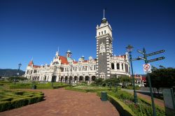 La stazione ferroviaria di Dunedin, Nuova Zelanda - © Martin Maun / Shutterstock.com