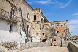 Uno storico palazzo nel centro di Tursi in Basilicata. Questo suggestivo borgo della provincia di Matera ospita sul suo territorio splendidi esempi di architettura civile, militare e religiosa.
 ...