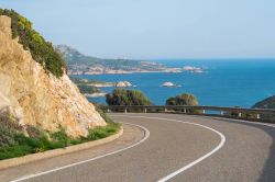 Strada panoramica nei pressi di Teulada in Sardegna