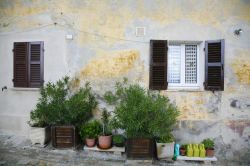 Street view nel centro storico di Mondavio, Marche.