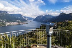 Terrazza panoramica di Civenna sul Lago di Como, Lombardia.
