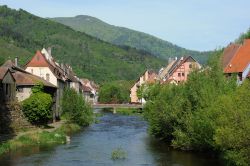 Thann, borgo dell'Alto Reno, Francia: uno splendido panorama agreste.
