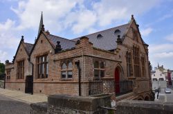 The Guildhall la storica costruzione di  Londonderry in Irlanda del Nord