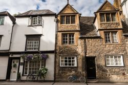 Tipiche case in stile inglese nel centro di Oxford, UK.
