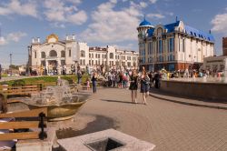 Tomsk, Russia: Piazza Lenin, nel centro della città, è una delle zone più frequentate dai turisti - © Oksana_Shmatok / Shutterstock.com