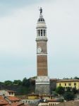 La Torre del Popolo di Palazzolo sull'Oglio è la torre civica campanaria a sezione circolare più alta d'Europa  - © Lukidd / Wikipedia