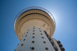 La ex torre dell'accquedotto di Palavas-les-Flots (Camrgue) - © Jiri Sebesta / Shutterstock.com