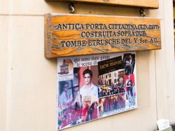 Tour nei luoghi di Twilight a Montepulciano in Toscana: qui sono state girate le scene più celebri dell'episodio New Moon  - © Nataliya Nazarova / Shutterstock.com