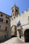 Tra i borghi più belli delle Marche abbiamo Montecassiano in provincia di Macerata