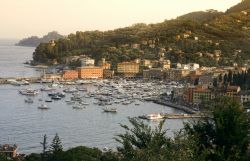 Un tramonto sul porto di Santa Margherita Ligure - © TTL media / Shutterstock.com