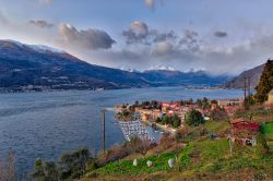 Uno scatto subito dopo il tramonto sul Lago di Como nella zona di Bellano