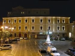 Il Palazzo ducale di Tricarico - © Rocco Stasi - CC BY 3.0 - Wikipedia.