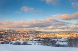 La città di Trondheim fotografata da Steinan dopo una forte nevicata