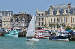 Trouville, uno dei caratteritici borghi costieri della Bassa Normandia in Francia