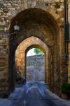 Un caratteristico scorcio fotografico nel cuore di Montepulciano, Toscana, Italia.




