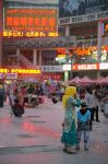 Un centro commerciale nella città di Kashgar in Cina. - © Trial / Shutterstock.com