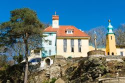 Un edificio dalla tipica architettura italiana a Portmeirion, Galles, UK.



