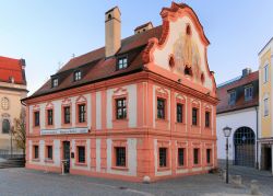 Un edificio storico nel centro di Altotting, Germania - © Kapa1966 / Shutterstock.com