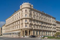 Un elegante palazzo in stile liberty nella città di Viareggio, Lucca, Toscana.



