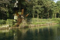 Un mulino ad acqua a Vaprio d'Adda lungo il canale della Martesana