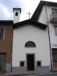 Un piccolo Santuario nel villaggio di Casazza in provincia di Bergamo, Lombardia - © Ago76 - CC BY-SA 3.0, Wikipedia
