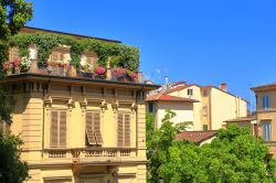 Un pittoresco scorcio del centro di Lucca con edifici e palazzi, Toscana.



