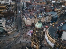 Un suggestivo panorama della città di Sheffield, Yorkshire, dall'alto (Inghilterra) - © Nabil Aiman / Shutterstock.com